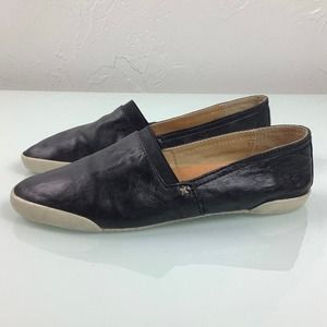 Frye Melanie black leather Slip on Loafers Flast size 7M